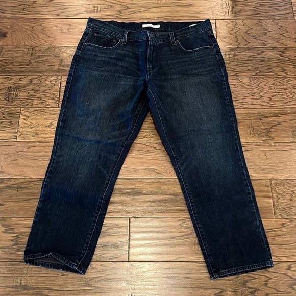 Levi’s Boyfriend Size 32 - Picture 1 of 16